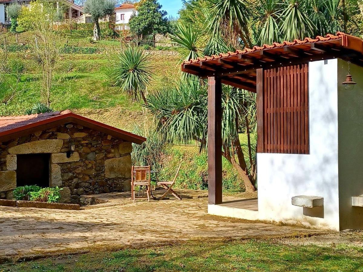 Quinta Da Chouza Agroturismo E Enoturismo 塞洛里库迪巴什图 外观 照片