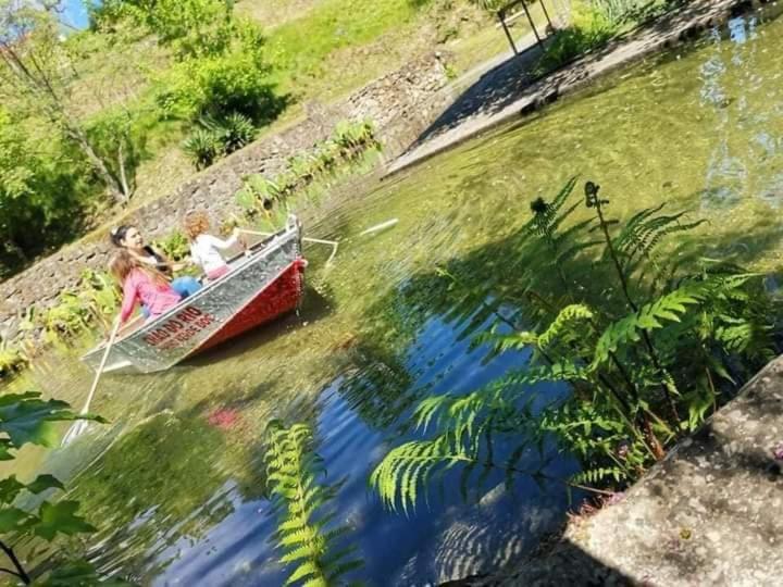 Quinta Da Chouza Agroturismo E Enoturismo 塞洛里库迪巴什图 外观 照片