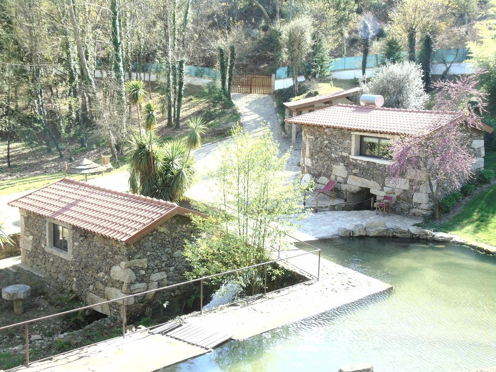 Quinta Da Chouza Agroturismo E Enoturismo 塞洛里库迪巴什图 外观 照片