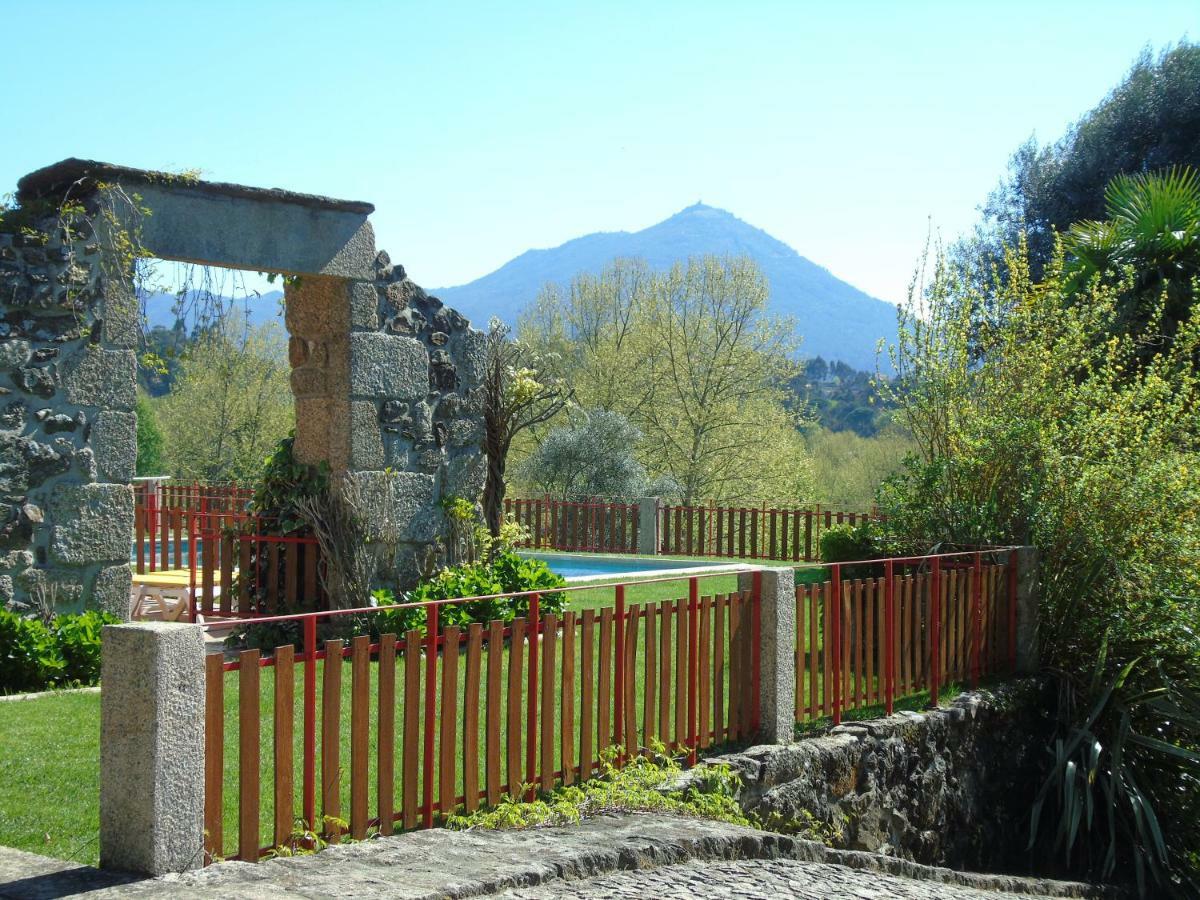 Quinta Da Chouza Agroturismo E Enoturismo 塞洛里库迪巴什图 外观 照片