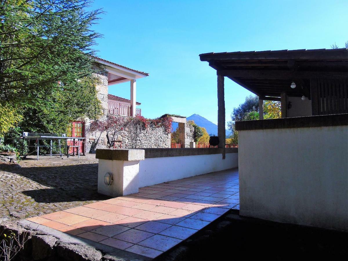 Quinta Da Chouza Agroturismo E Enoturismo 塞洛里库迪巴什图 外观 照片