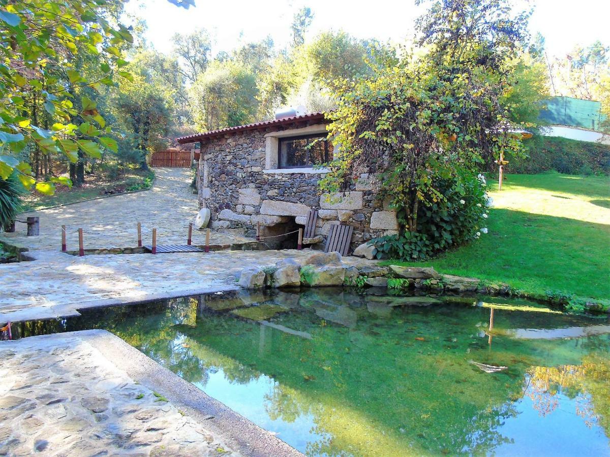 Quinta Da Chouza Agroturismo E Enoturismo 塞洛里库迪巴什图 外观 照片