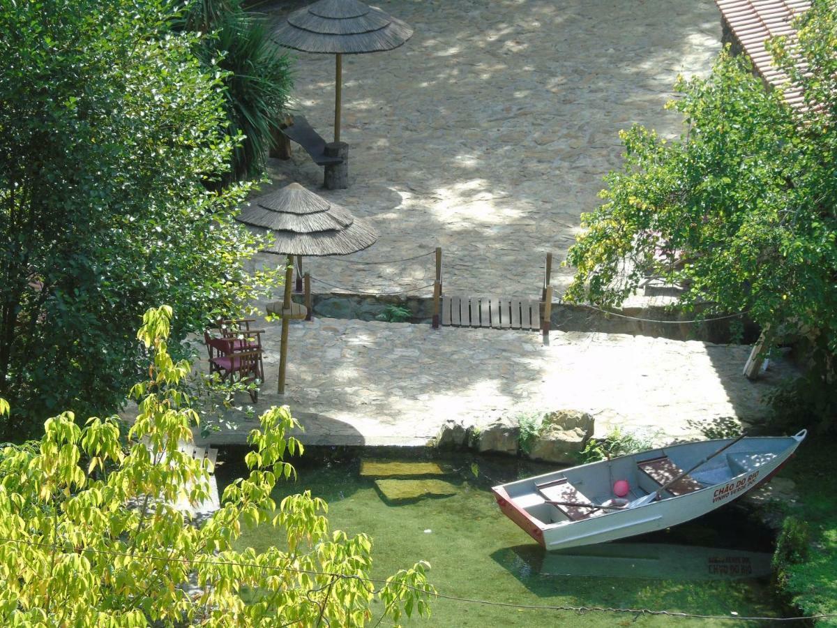 Quinta Da Chouza Agroturismo E Enoturismo 塞洛里库迪巴什图 外观 照片