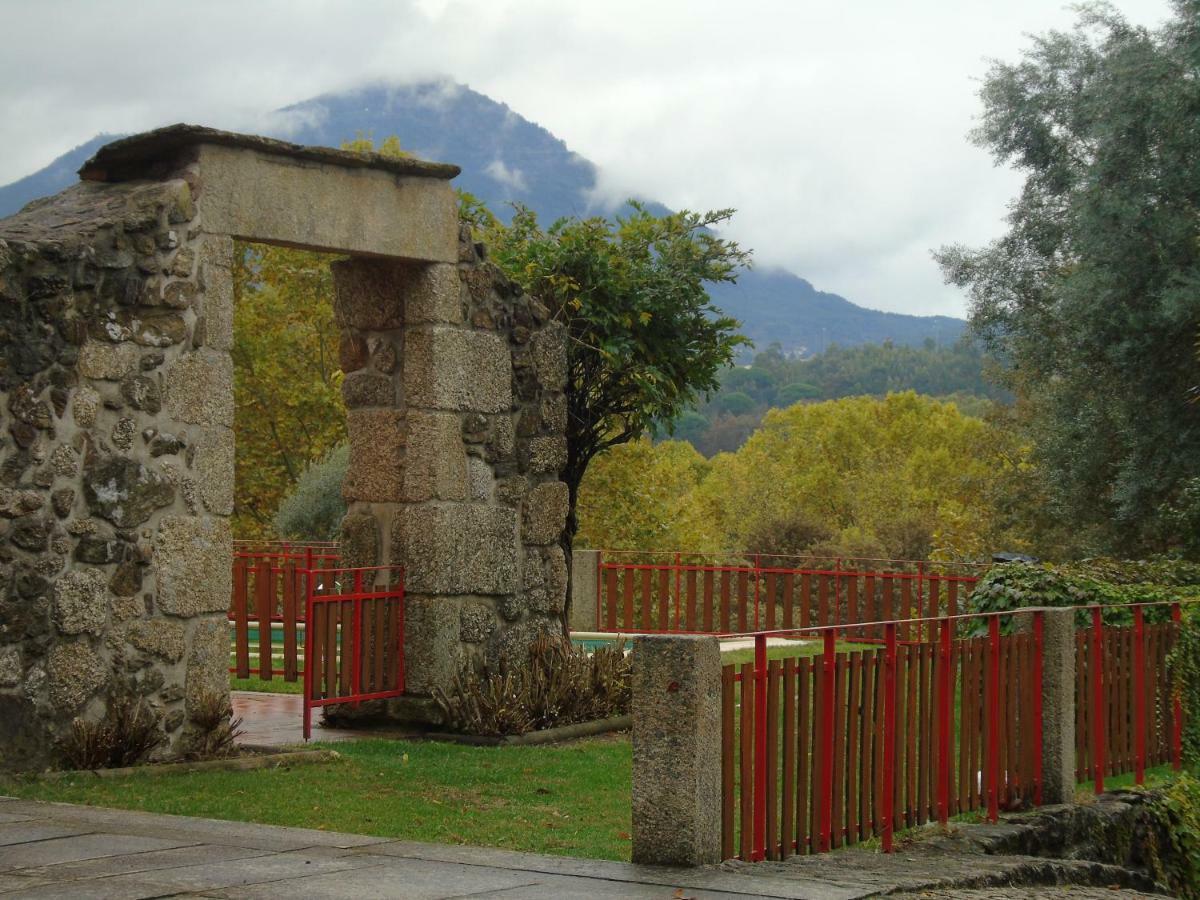 Quinta Da Chouza Agroturismo E Enoturismo 塞洛里库迪巴什图 外观 照片